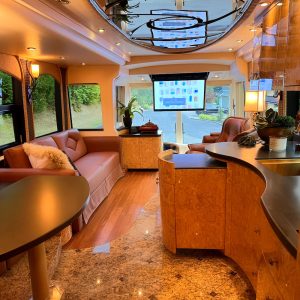 2008prevostmillenniumh_brogan100423-12